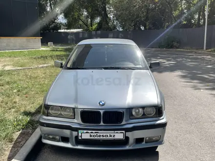 BMW 320 1992 года за 1 800 000 тг. в Алматы – фото 10