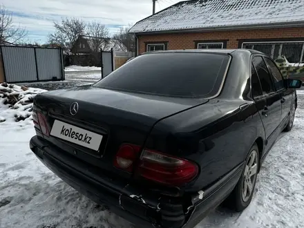 Mercedes-Benz E 230 1997 года за 1 200 000 тг. в Кокшетау – фото 4