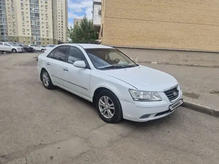 Hyundai Sonata 2009 года за 2 600 000 тг. в Астана – фото 3