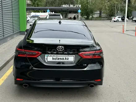 Toyota Camry 2018 года за 15 200 000 тг. в Алматы – фото 11