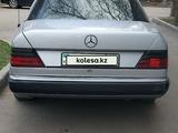 Mercedes-Benz E 260 1992 годаүшін1 200 000 тг. в Алматы – фото 2