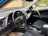 Toyota RAV4 2016 годаүшін8 000 000 тг. в Жанаозен – фото 5