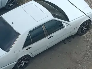 Mercedes-Benz S 300
