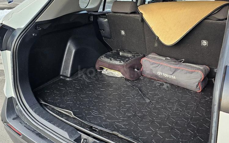 Toyota RAV4 — миниатюра 4