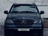 Mercedes-Benz ML 320 2000 годаүшін4 000 000 тг. в Астана