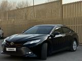 Toyota Camry 2018 года за 13 700 000 тг. в Алматы