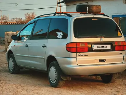 Volkswagen Sharan 1996 годаүшін3 500 000 тг. в Актобе – фото 39