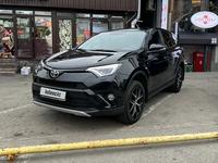 Toyota RAV4 2018 годаүшін13 500 000 тг. в Алматы