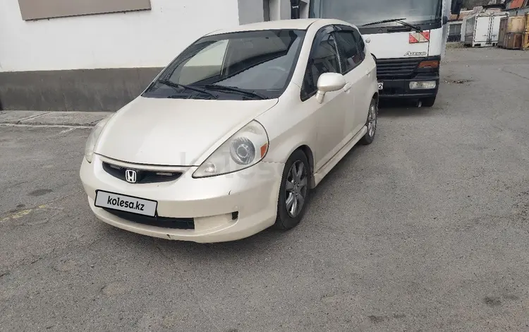 Honda Fit 2007 годаүшін4 200 000 тг. в Алматы