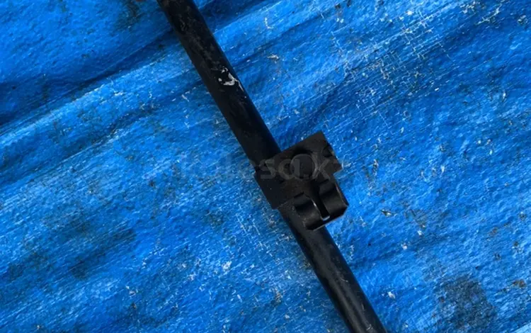 Задние продольные тяги рычаг за 5 000 тг. в Алматы