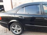 Mercedes-Benz E 320 2005 года за 6 500 000 тг. в Темиртау – фото 4