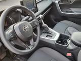 Toyota RAV4 2022 годаfor15 200 000 тг. в Атырау – фото 4