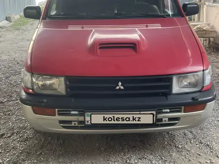 Mitsubishi Space Runner 1995 года за 1 300 000 тг. в Алматы – фото 4