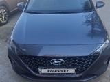 Hyundai Accent 2022 года за 7 500 000 тг. в Жезказган