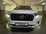 Toyota Land Cruiser Prado 2022 года за 31 800 000 тг. в Астана