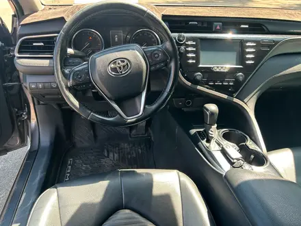 Toyota Camry 2020 года за 9 568 000 тг. в Алматы – фото 9