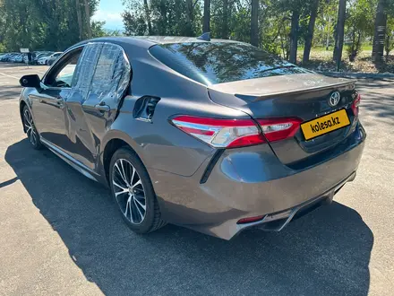Toyota Camry 2020 года за 9 568 000 тг. в Алматы – фото 6