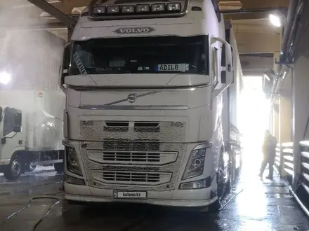 Volvo  FH 2015 года за 46 200 000 тг. в Астана – фото 3