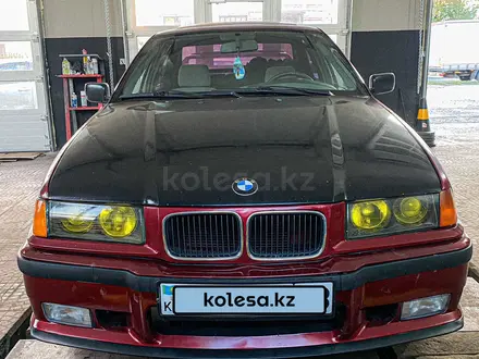 BMW 318 1992 года за 1 600 000 тг. в Семей – фото 7