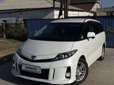 Toyota Estima 2012 года за 4 280 000 тг. в Атырау