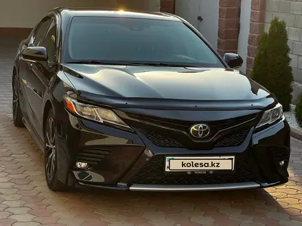 Toyota Camry 2019 года за 12 700 000 тг. в Алматы – фото 11