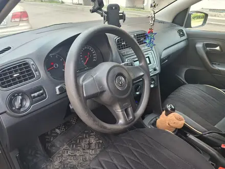 Volkswagen Polo 2014 года за 4 400 000 тг. в Петропавловск – фото 5