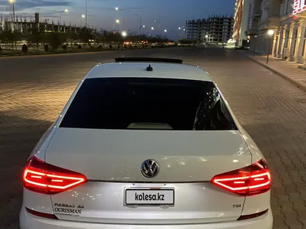 Volkswagen Passat 2018 года за 6 500 000 тг. в Актау – фото 6