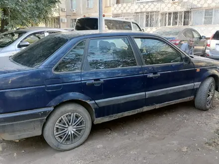 Volkswagen Passat 1992 года за 900 000 тг. в Уральск – фото 2