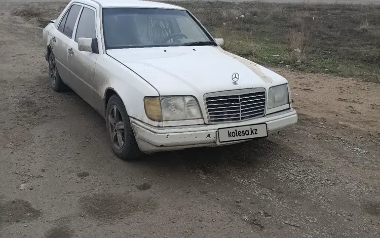 Mercedes-Benz E 220 1993 годаүшін1 100 000 тг. в Павлодар