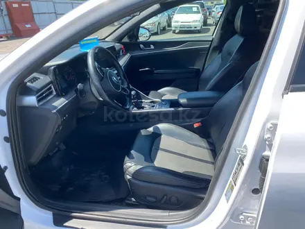 Kia K5 2020 года за 9 752 000 тг. в Алматы – фото 8