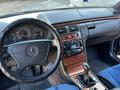 Mercedes-Benz E 200 1998 годаүшін2 700 000 тг. в Актау – фото 9