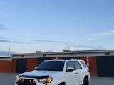 Toyota 4Runner 2014 года за 14 500 000 тг. в Актау – фото 5