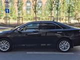 Toyota Camry 2016 года за 10 200 000 тг. в Астана – фото 3
