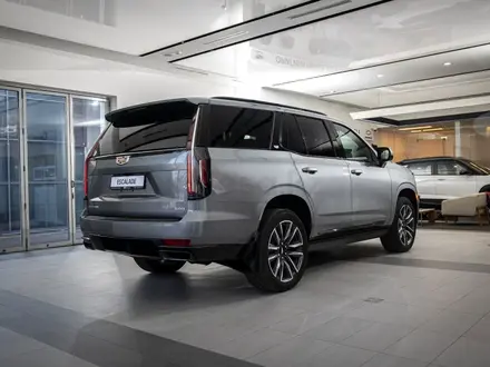 Cadillac Escalade Sport Platinum 2023 года за 89 000 000 тг. в Семей – фото 3