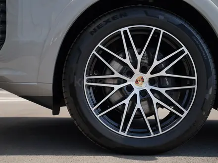 Porsche Cayenne V6 2025 года за 90 038 900 тг. в Астана – фото 20