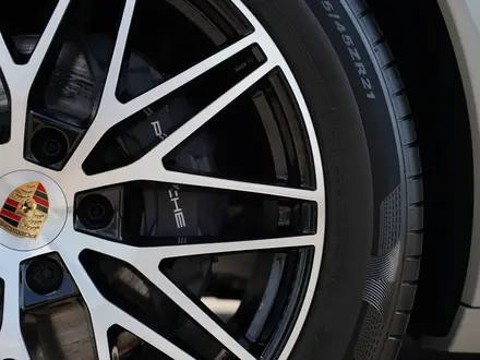 Porsche Cayenne V6 2025 года за 90 038 900 тг. в Астана – фото 32