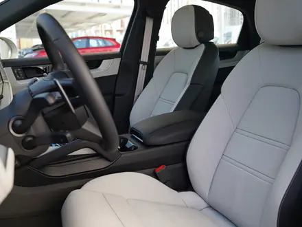 Porsche Cayenne V6 2025 года за 90 038 900 тг. в Астана – фото 7