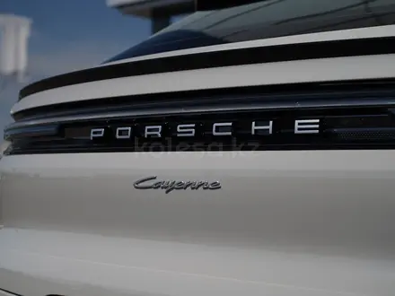 Porsche Cayenne V6 2025 года за 90 038 900 тг. в Астана – фото 16