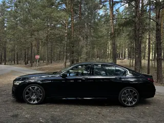BMW 7 Series, 2019