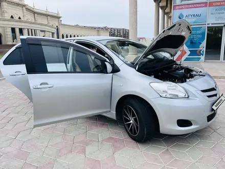 Toyota Yaris 2007 года за 3 900 000 тг. в Атырау – фото 12