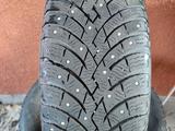 Шины Pirelli Ice Zero 2 215/65 R17 за 60 000 тг. в Алматы