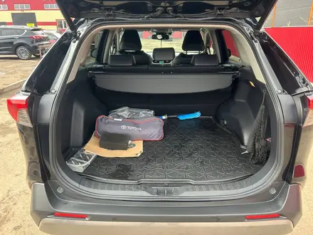 Toyota RAV4 2021 года за 18 100 000 тг. в Актобе – фото 7