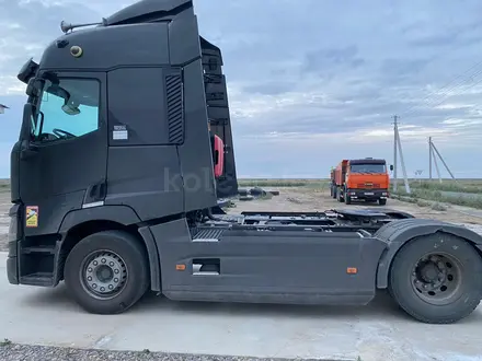 Renault  T-Series 2018 года за 21 000 000 тг. в Атырау – фото 4