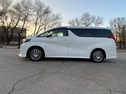 Toyota Alphard 2016 года за 17 000 000 тг. в Алматы – фото 18