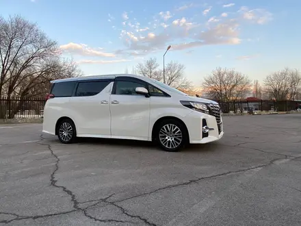 Toyota Alphard 2016 года за 17 000 000 тг. в Алматы – фото 21