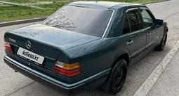 Mercedes-Benz E 230 1990 года за 1 290 000 тг. в Алматы – фото 4