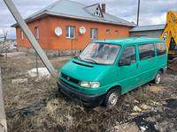 Volkswagen Caravelle 1998 годаүшін3 777 777 тг. в Астана