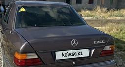 Mercedes-Benz E 220 1993 годаүшін1 900 000 тг. в Туркестан – фото 3