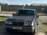 Mercedes-Benz E 220 1993 годаүшін1 900 000 тг. в Шымкент – фото 2