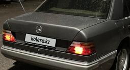 Mercedes-Benz E 230 1991 года за 2 000 000 тг. в Алматы – фото 5